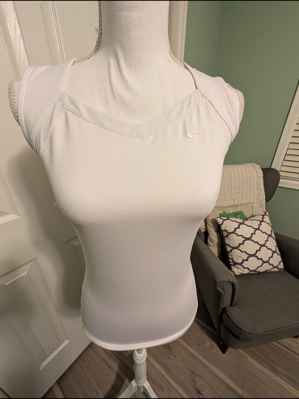 Nike White Women's Performance Tank Top